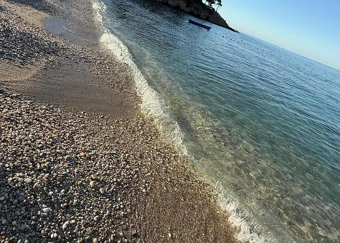 Hotel Kapahi 2*