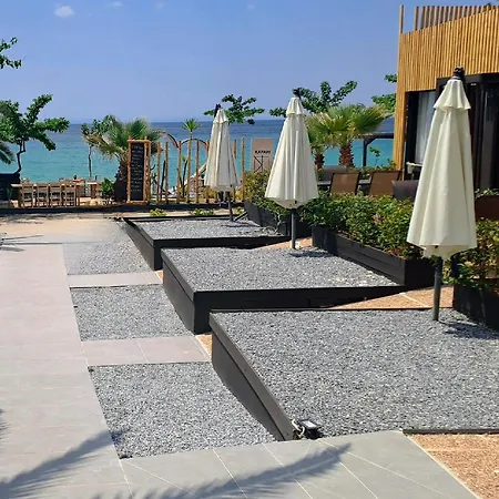 Kapahi Hotel Pefkari